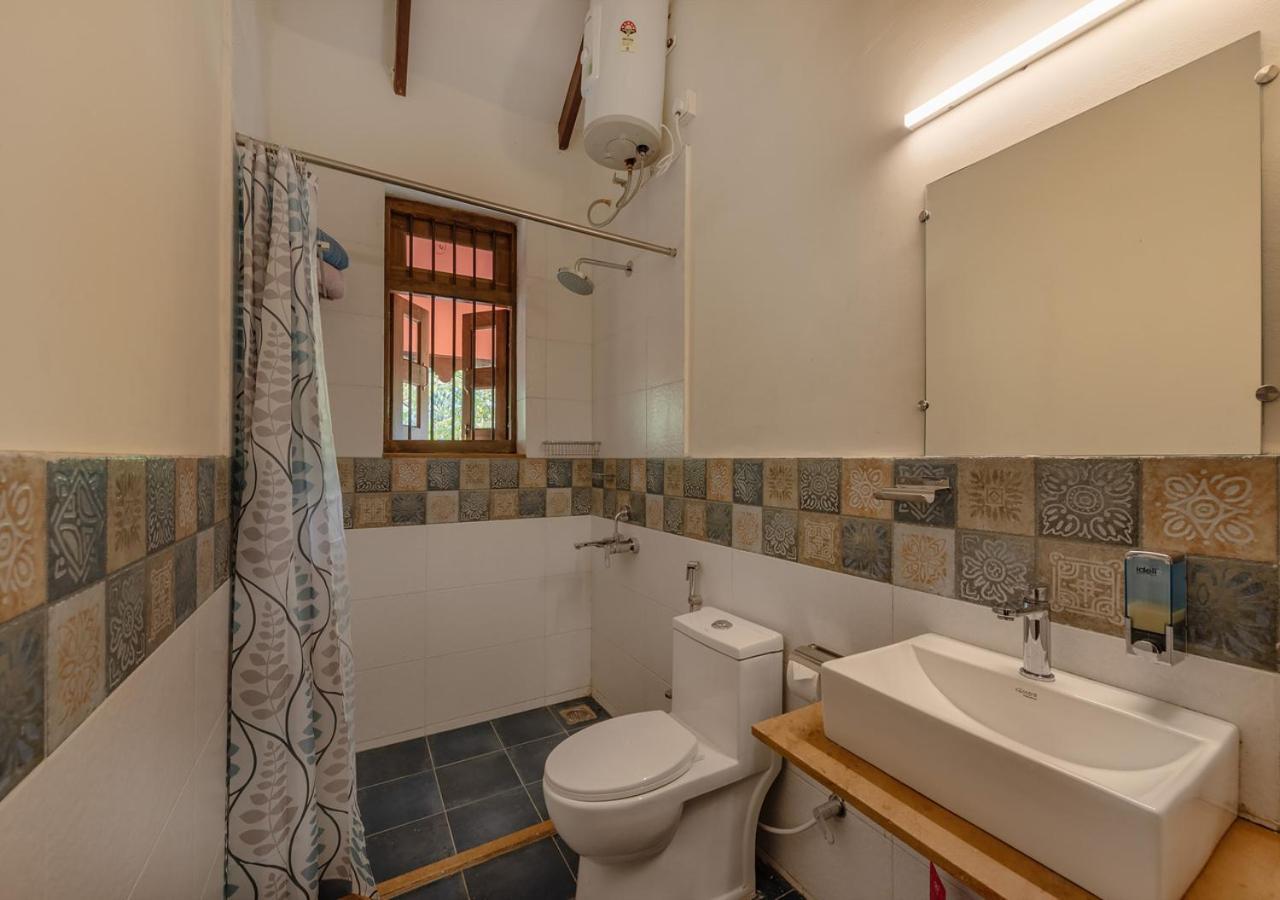 Saffronstays Niramay, Torna-Rajgad - Rustic Pool Villa With A Gazebo And Great Forest Views Marg Asni Exterior photo